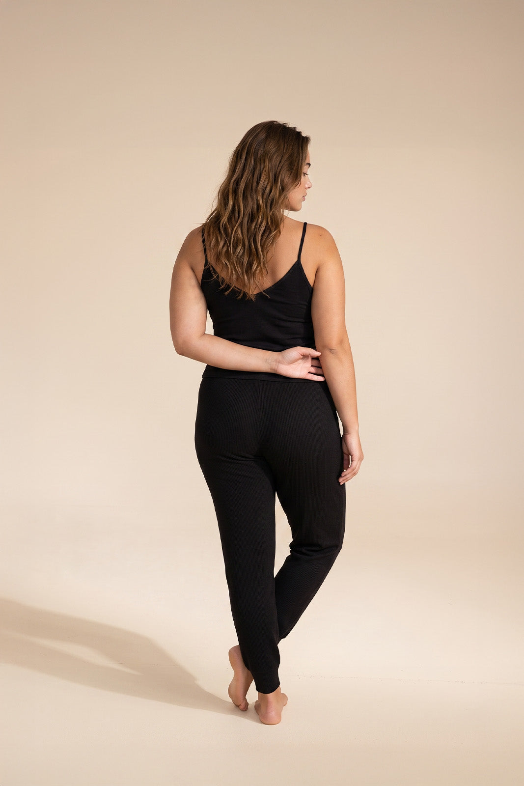 סט סריג רך גופייה ומכנס ג’וגר